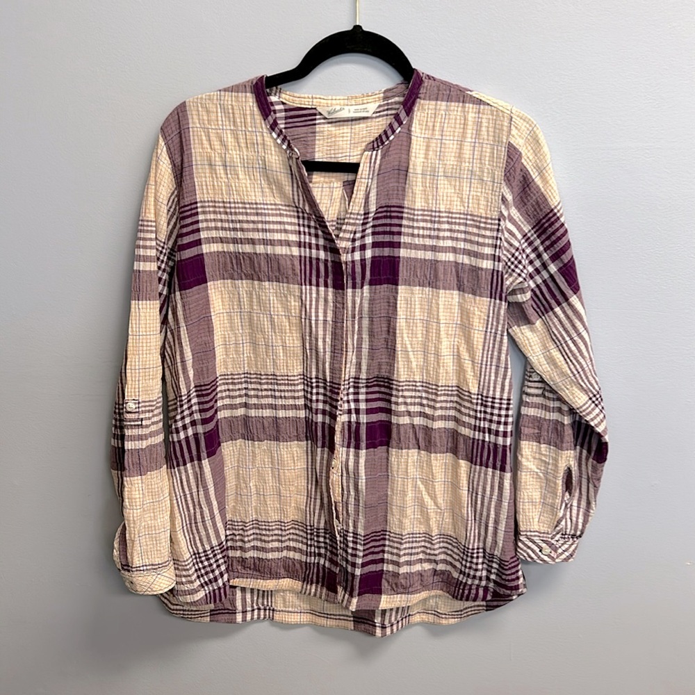 Woolrich size small plaid, purple, and white long sleeve shirt
